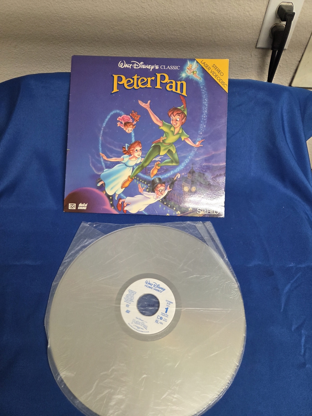 Walt Disney's Classic Peter Pan Stereo Laserdisc Digital Sound Video